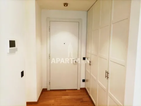 Izdavanje, četvorosoban stan, 120m², Stari Grad, Beograd - image 11