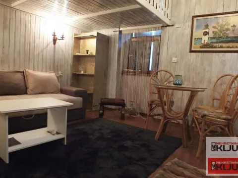 Prodaja, jednosoban stan, 24m², Centar, Novi Sad - image 2