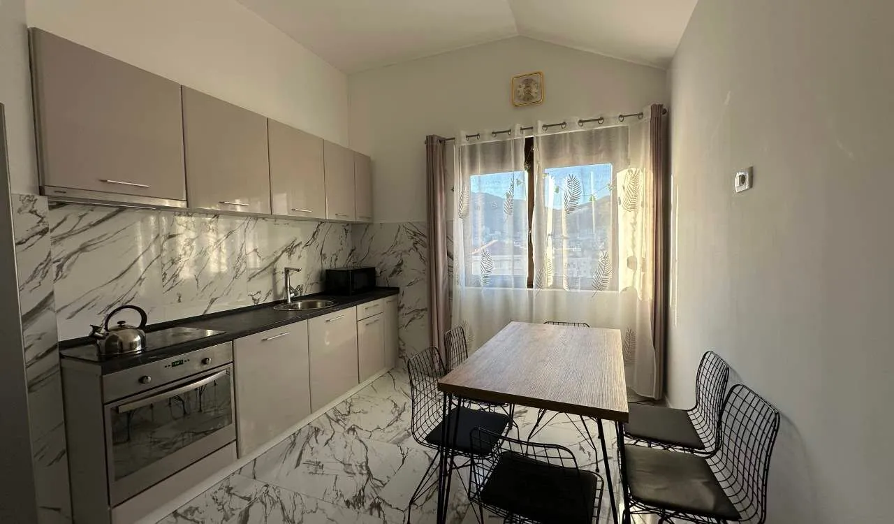 Sale, four bedroom apartment, 87m², Centar, Budva
