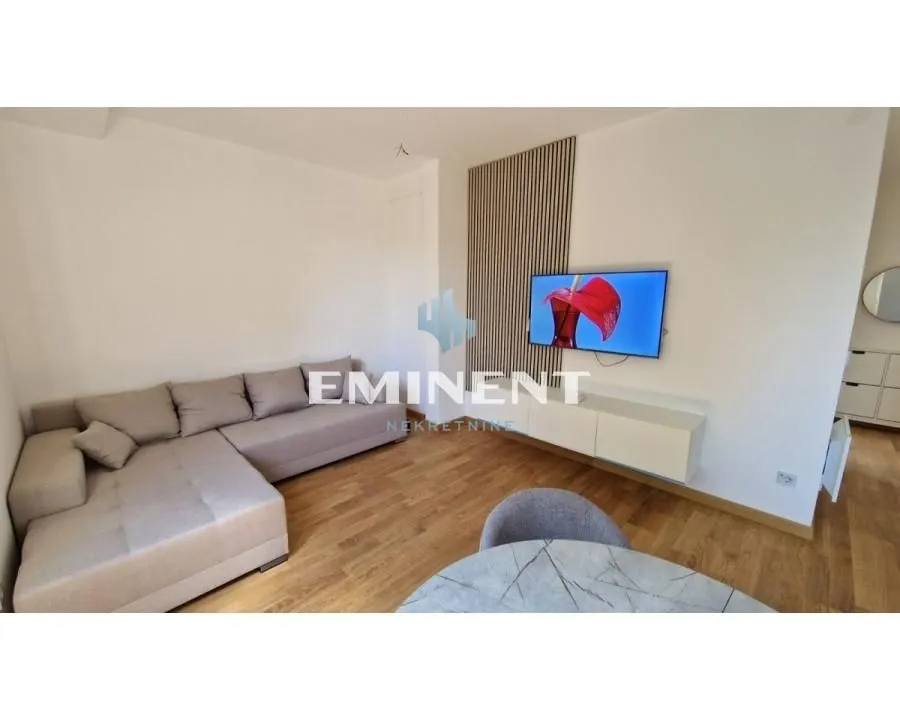Rent, two bedroom apartment, 40m², Lekino Brdo, Voždovac Sve Podlokacije