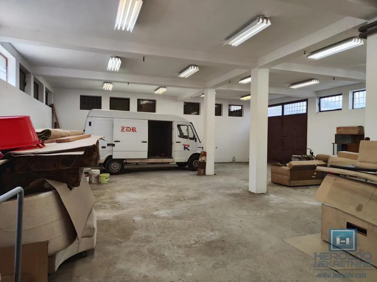 Rent, hospitality venue, 1000m², Strelište, Jagodina