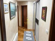 Prodaja, trosoban stan, 87m², Stari Aerodrom, Podgorica - image 8