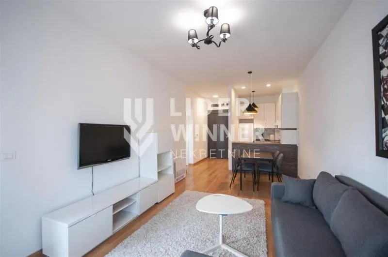 Rent, two bedroom apartment, 50m², Voždovac Sve Podlokacije, Beograd