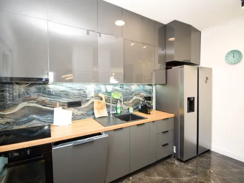 Sale, three bedroom apartment, 140m², Budva, Crna Gora - image 7