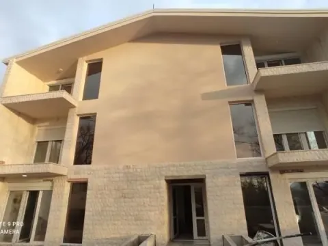 Sale, house, 527m², Sutvara, Kotor - image 9