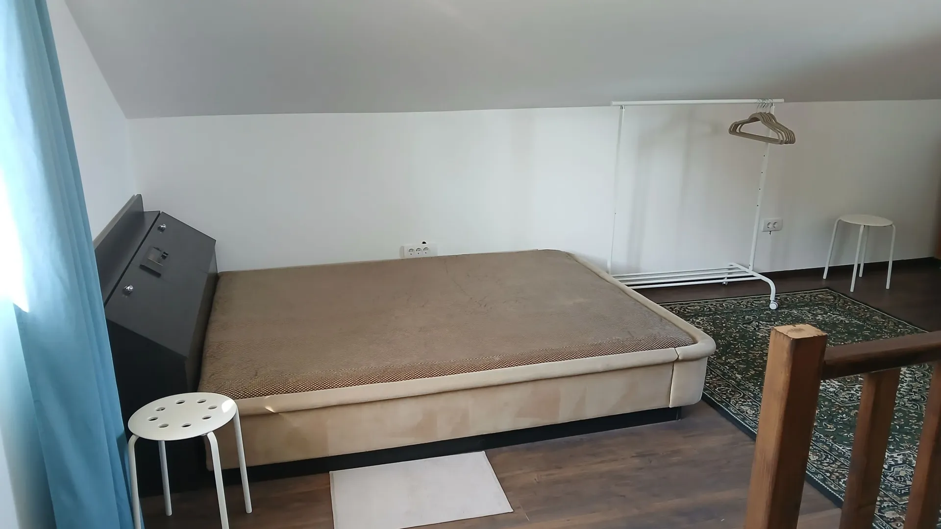 Izdavanje, kuća, 55m², Višnjica, Palilula Sve Podlokacije