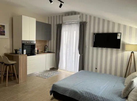 Rent, studio apartment, 35m², Mainski Put, Budva - image 6
