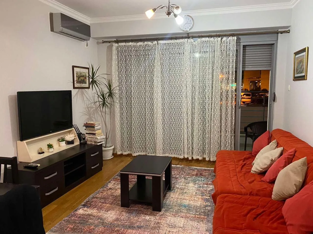 Rent, one bedroom apartment, 48m², Centar, Budva