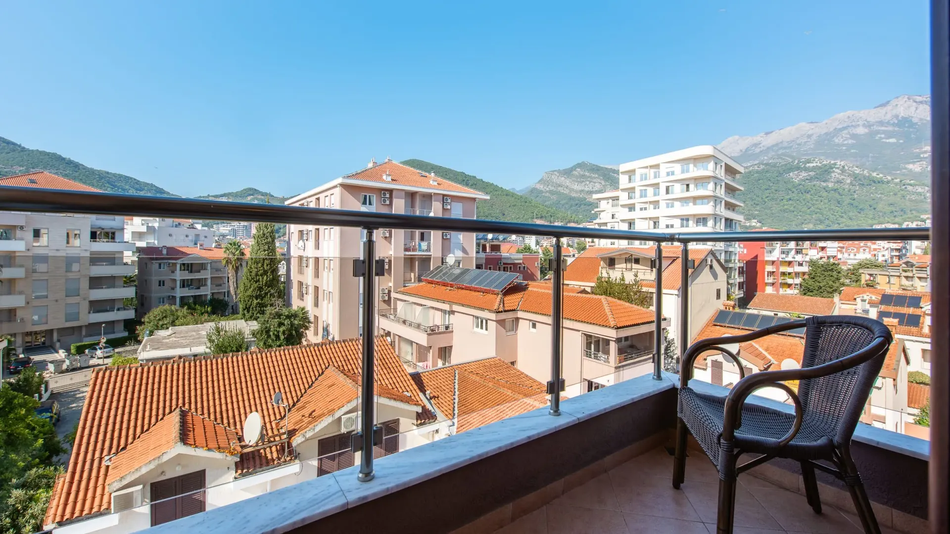 Rent, three bedroom apartment, 60m², Budva, Crna Gora
