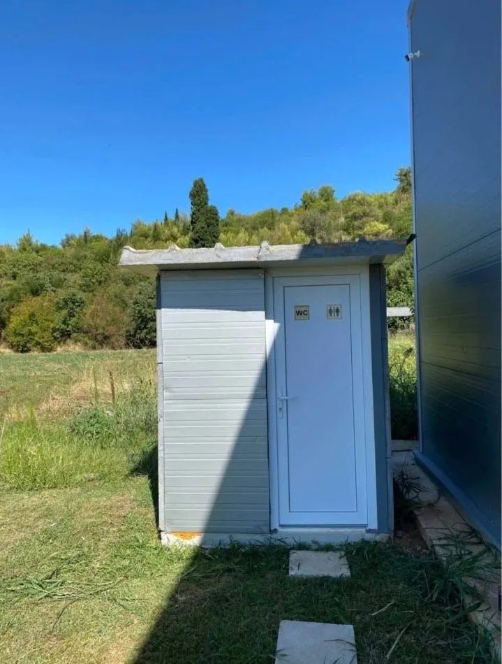 Izdavanje, poslovni prostor, 100m², Zelenika, Podgorica