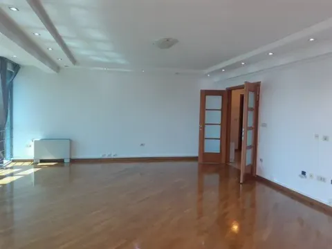 Izdavanje, poslovni prostor, 200m², Preko Morače, Podgorica - image 6