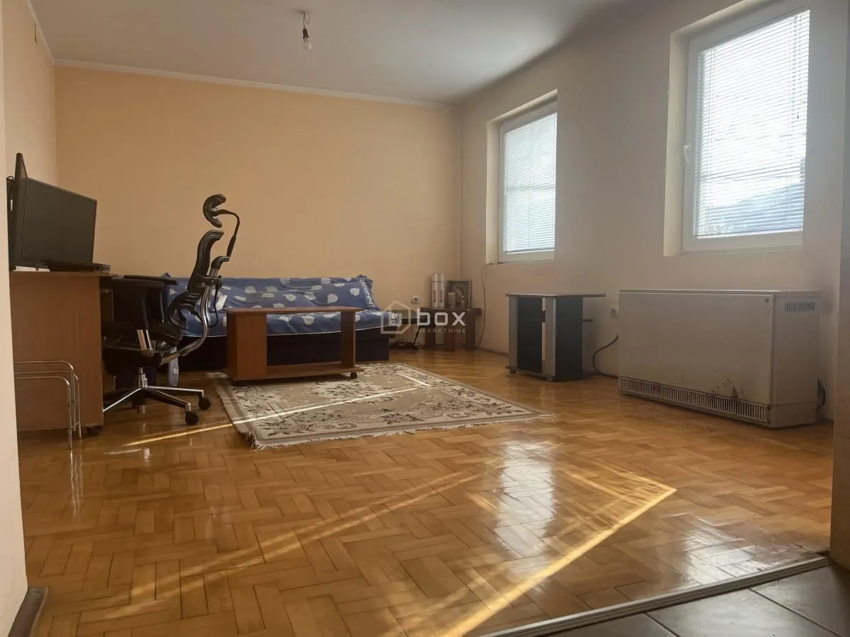 Prodaja, dvosoban stan, 59m², Pantelej, Niš
