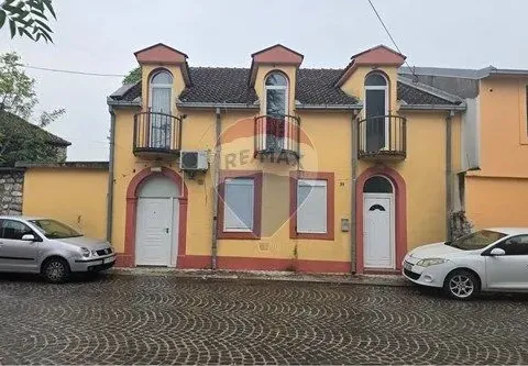 Prodaja, kuća, 435m², Stara Varoš, Podgorica - image 3