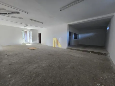 Poslovni prostor in Klisa