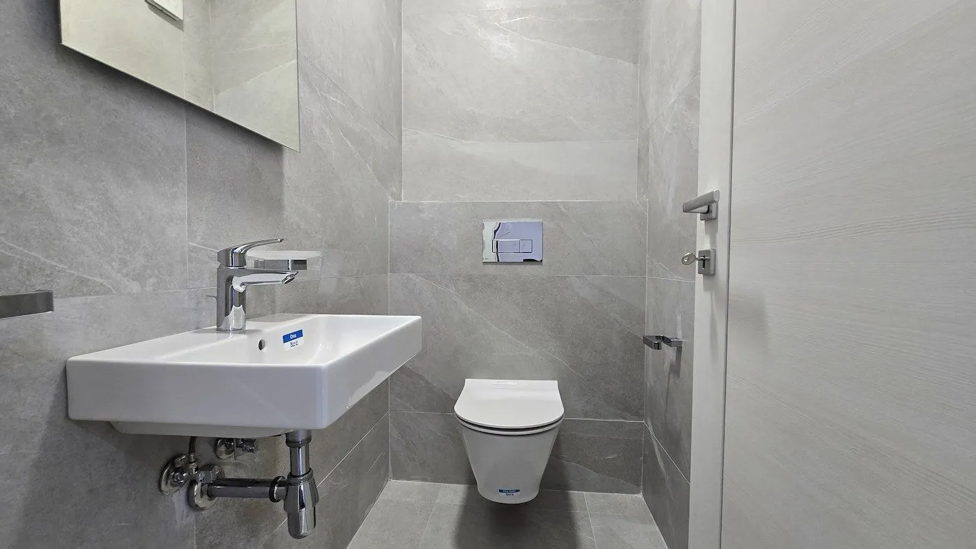 Rent, office space, 93m², Central Point, Podgorica
