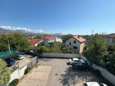 Izdavanje, jednosoban stan, 54m², Gorica C, Podgorica - image 8