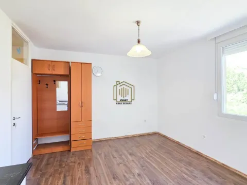 Rent, one bedroom apartment, 30m², Zabjelo, Podgorica - image 4