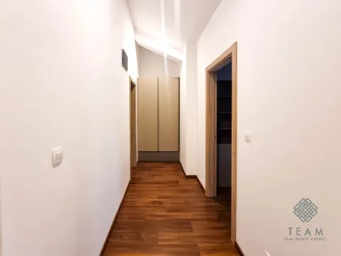 Izdavanje, trosoban stan, 90m², Master Kvart, Podgorica - image 10