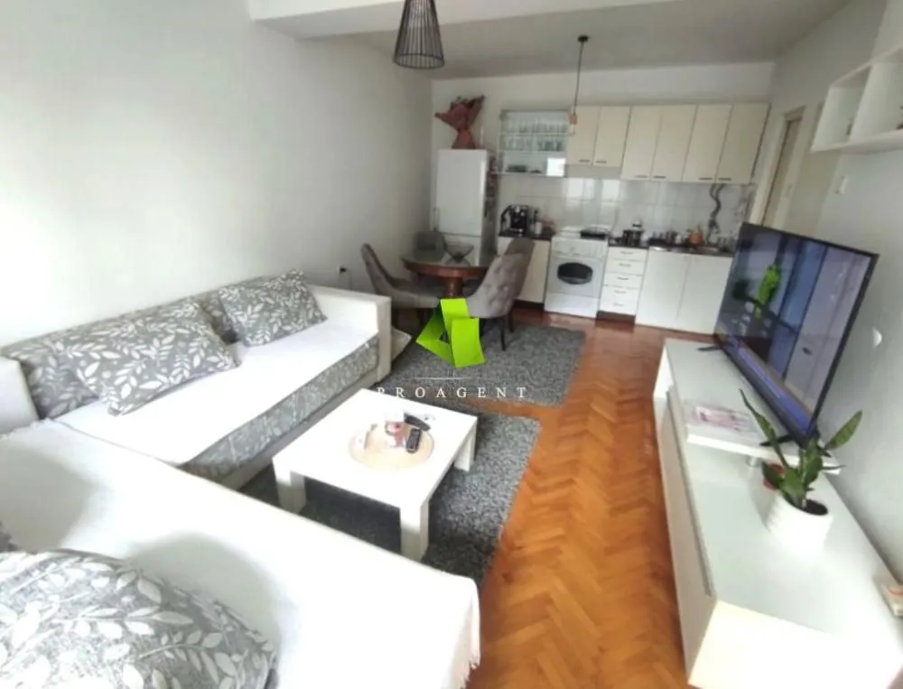 Rent, one bedroom apartment, 43m², Medijana, Niš
