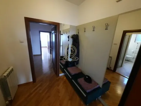 Izdavanje, stan, 172m², Vračar Sve Podlokacije, Beograd - image 3