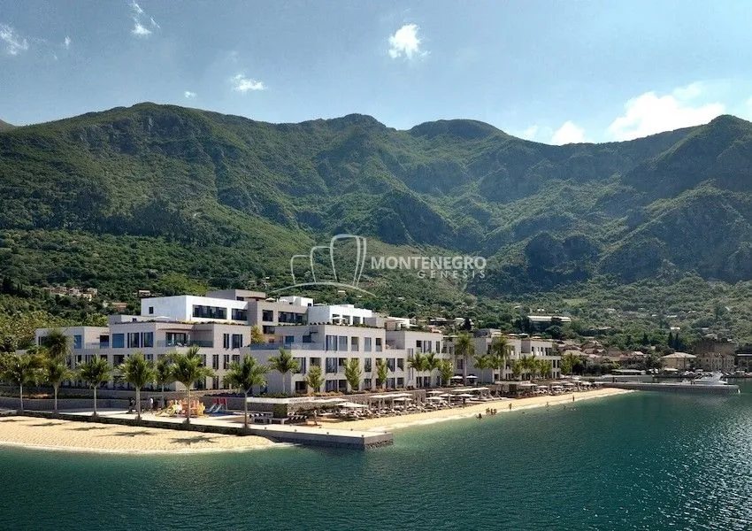 Prodaja, jednosoban stan, 50m², Risan, Kotor