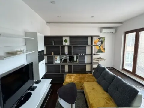 Izdavanje, garsonjera, 40m2, Budva Izdavanje, garsonjera, 40m2, Budva