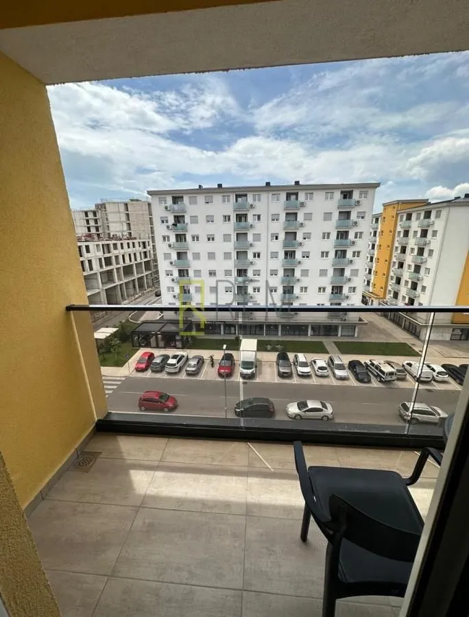 Prodaja, garsonjera, 26m², Pobrežje, Podgorica