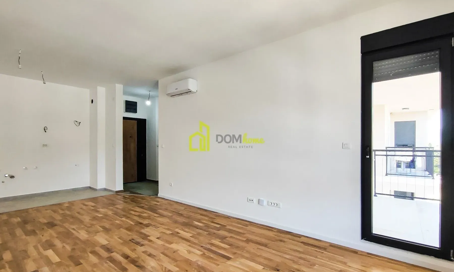 Prodaja, jednosoban stan, 45m², Tološi, Podgorica