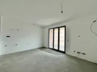 Prodaja, garsonjera, 37m², Tivat, Crna Gora - image 7