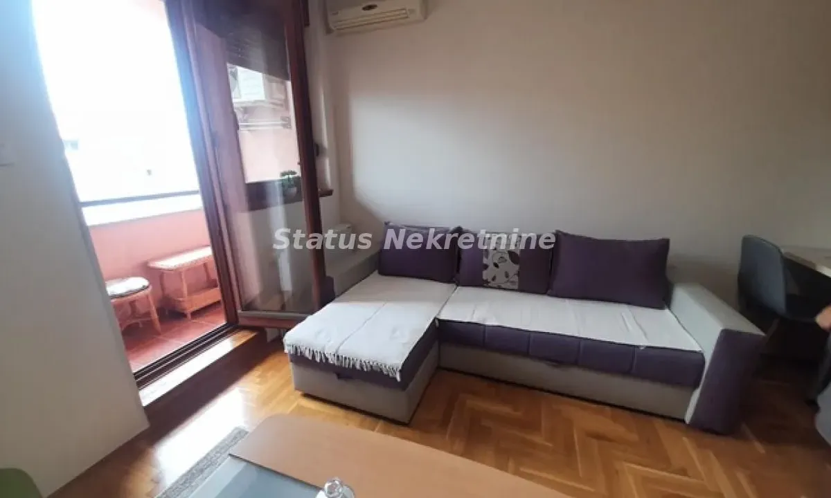 Izdavanje, garsonjera, 27m², Nova Detelinara, Novi Sad Sve Podlokacije