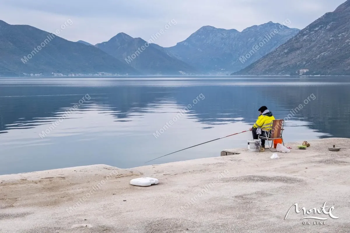 Prodaja, dvosoban stan, 44m², Ljuta, Kotor