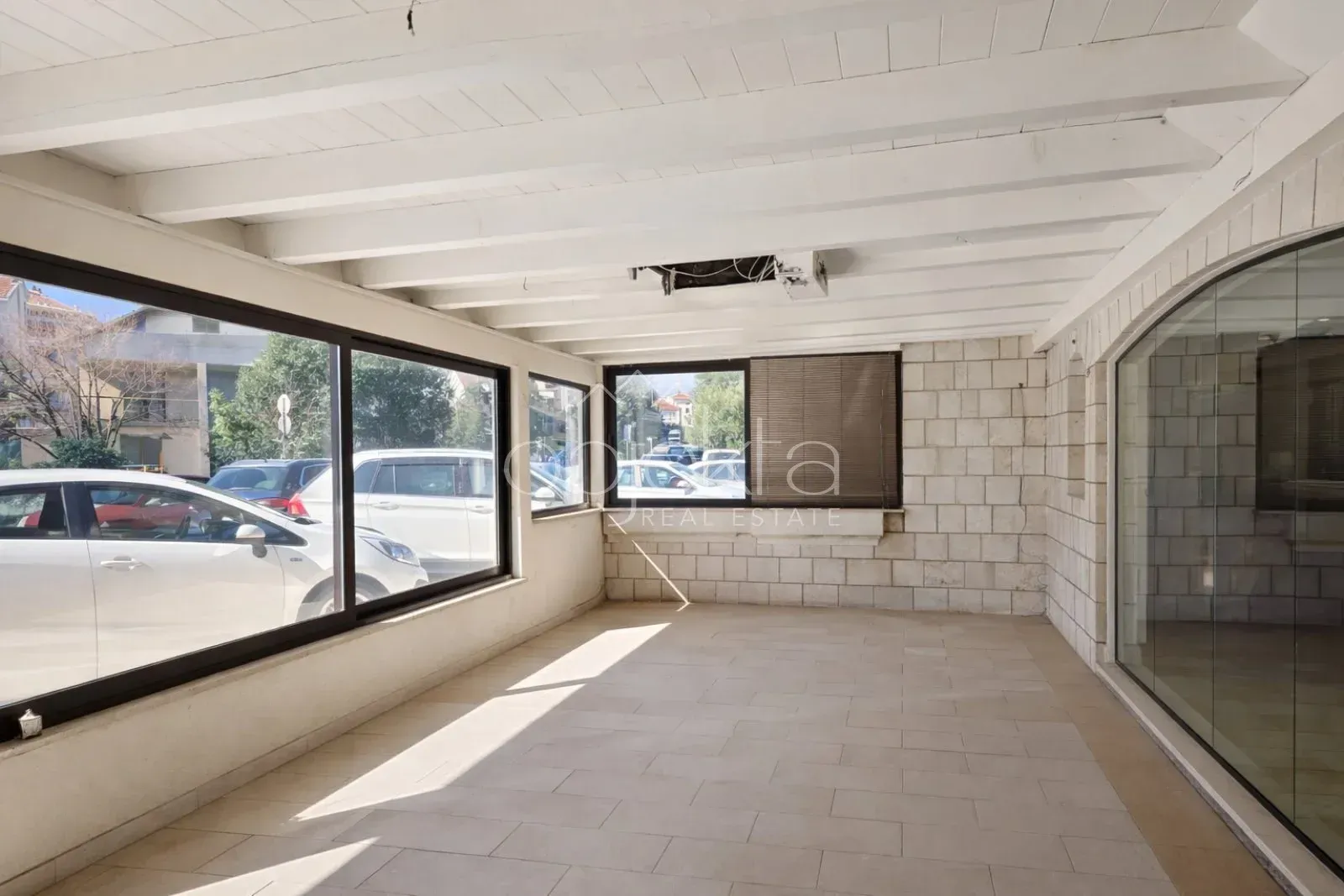Rent, office space, 155m², Tivat, Crna Gora