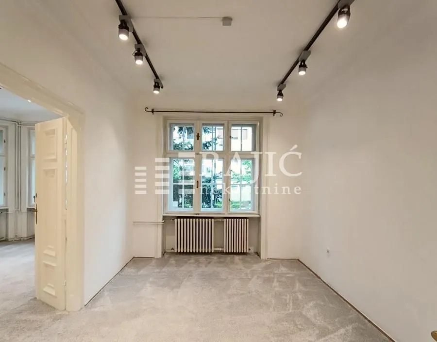 Rent, four bedroom apartment, 120m², Vračar Centar, Vračar Sve Podlokacije