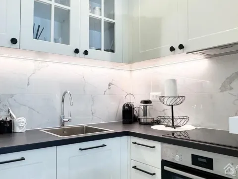 Sale, one bedroom apartment, 56m², Luštica Bay, Tivat - image 9