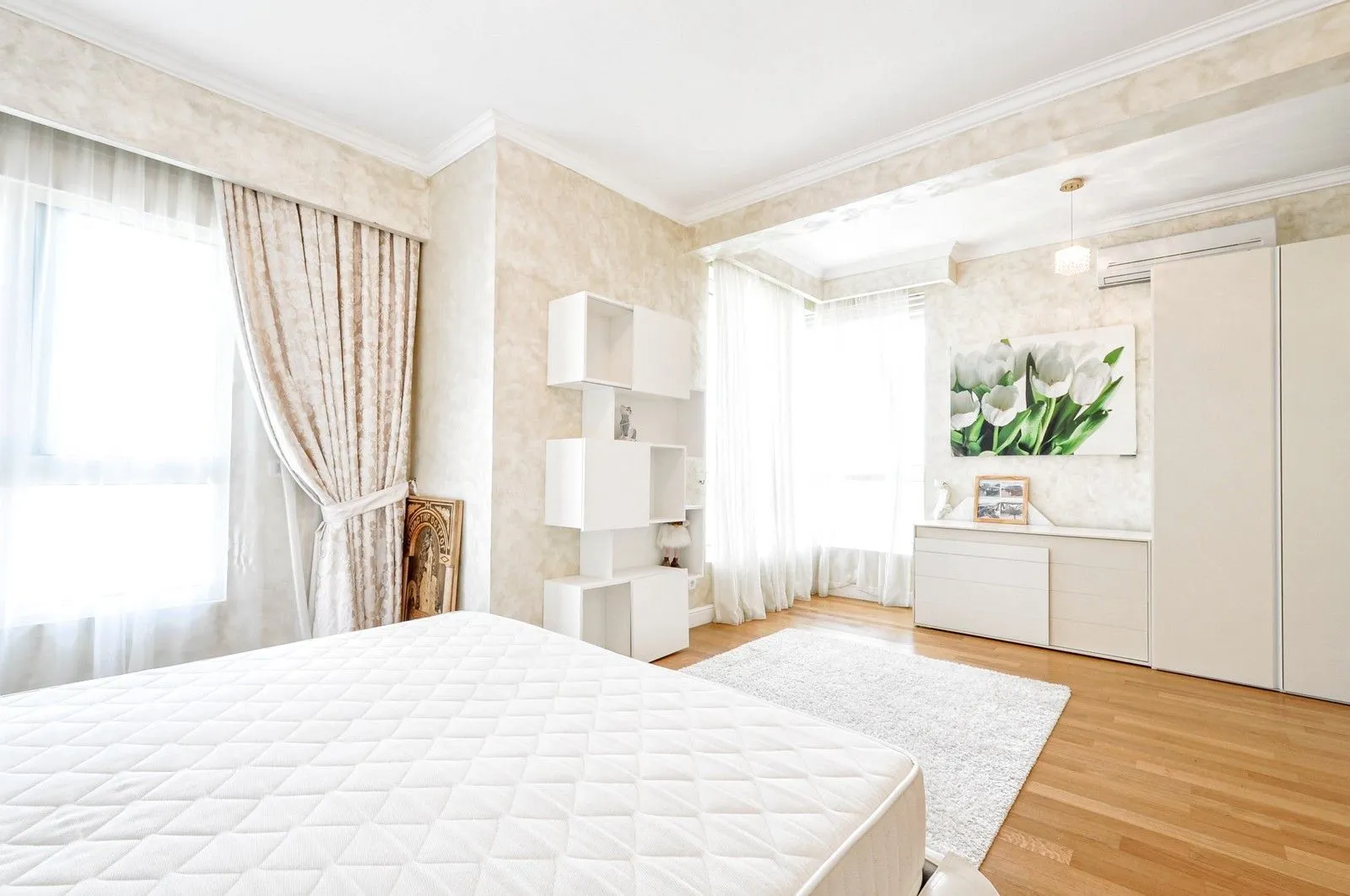 Sale, two bedroom apartment, 115m², Bečići, Budva