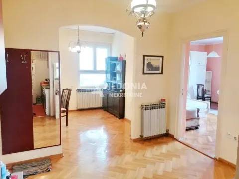 Sale, three bedroom apartment, 84m², Severni Bulevar, Zvezdara Sve Podlokacije - image 8