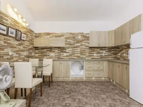 Sale, house, 400m², Danilovgrad, Crna Gora - image 13