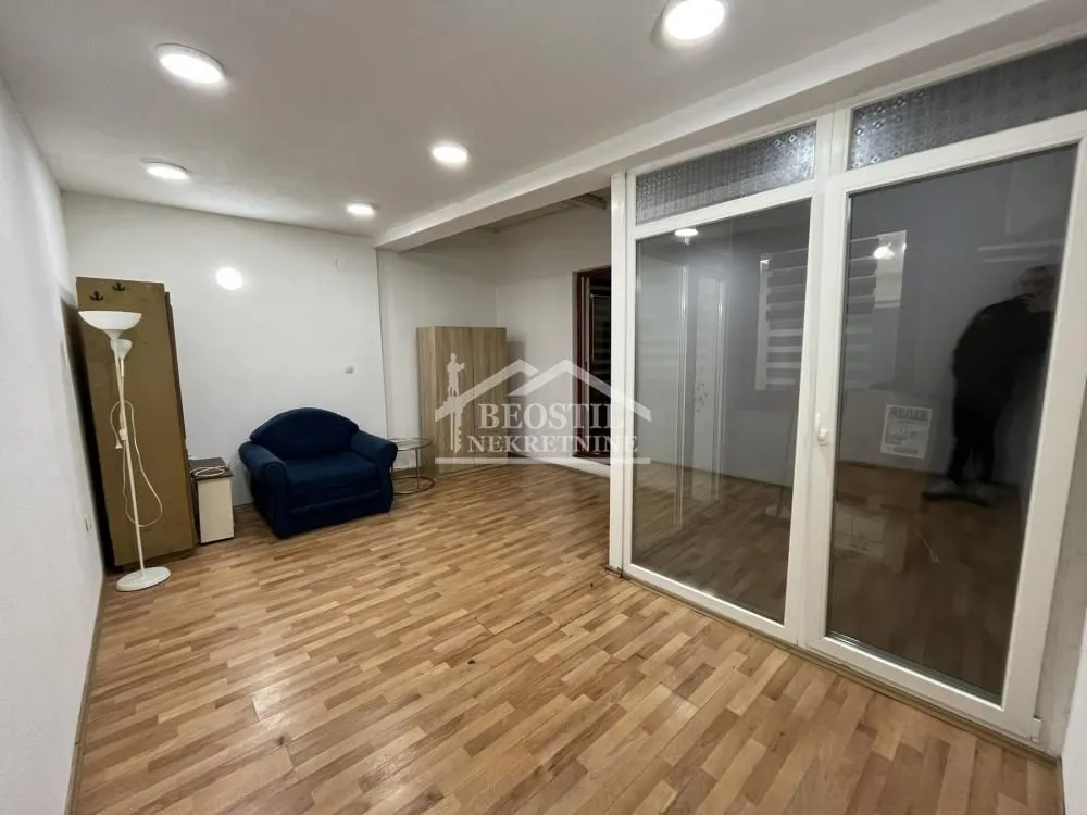 Prodaja, dvosoban stan, 23m², Centar, Smederevo