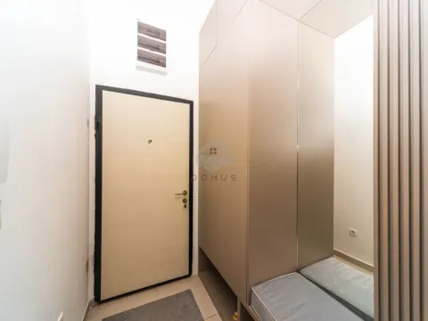 Rent, one bedroom apartment, 40m², Zagorič, Podgorica - image 9