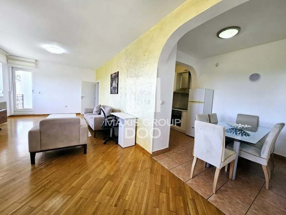 Rent, three bedroom apartment, 90m², Savski Venac, Beograd