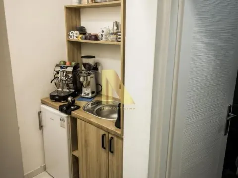 Prodaja, dvosoban stan, 59m², Centar, Novi Sad - image 4