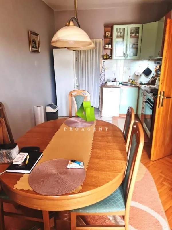 Prodaja, kuća, 400m², Pantelej, Niš