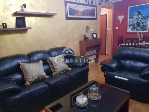 Izdavanje, dvosoban stan, 55m², Kod Big Fashion-a, Podgorica - image 7