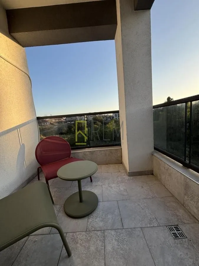 Prodaja, dvosoban stan, 67m², Centar, Podgorica