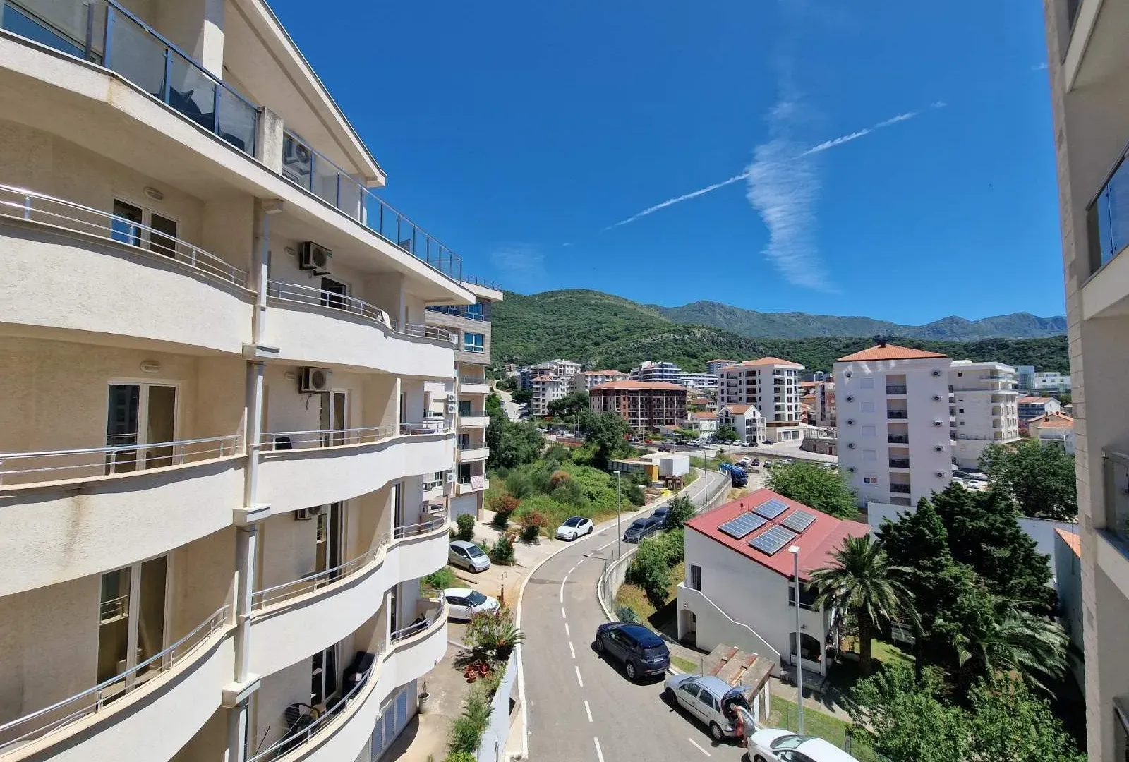 Prodaja, dvosoban stan, 89m², Bečići, Budva