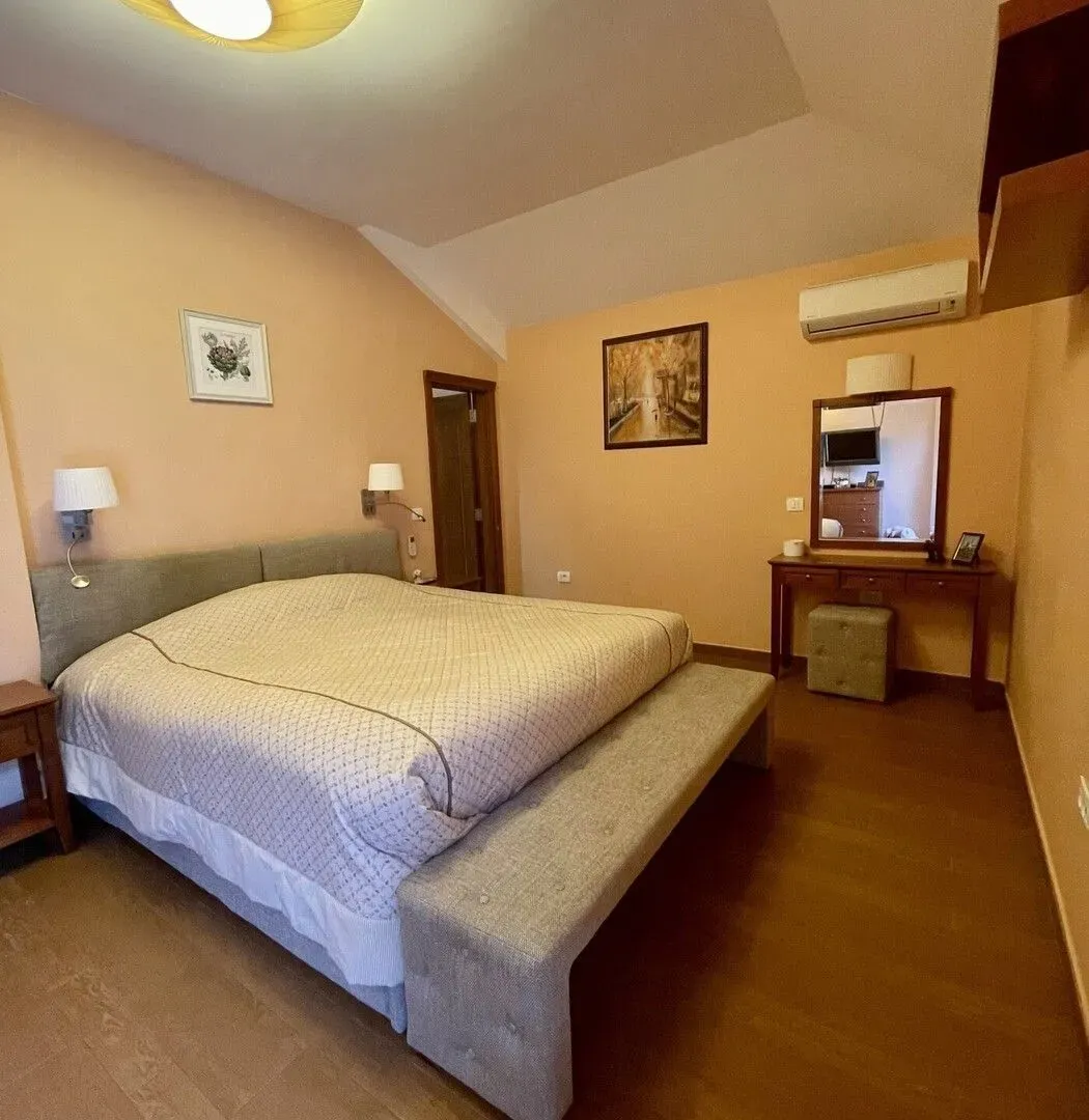 Prodaja, kuća, 160m², Prčanj, Kotor