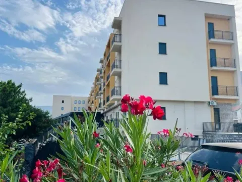 Sale, one bedroom apartment, 41m², Bijela, Herceg Novi - image 1