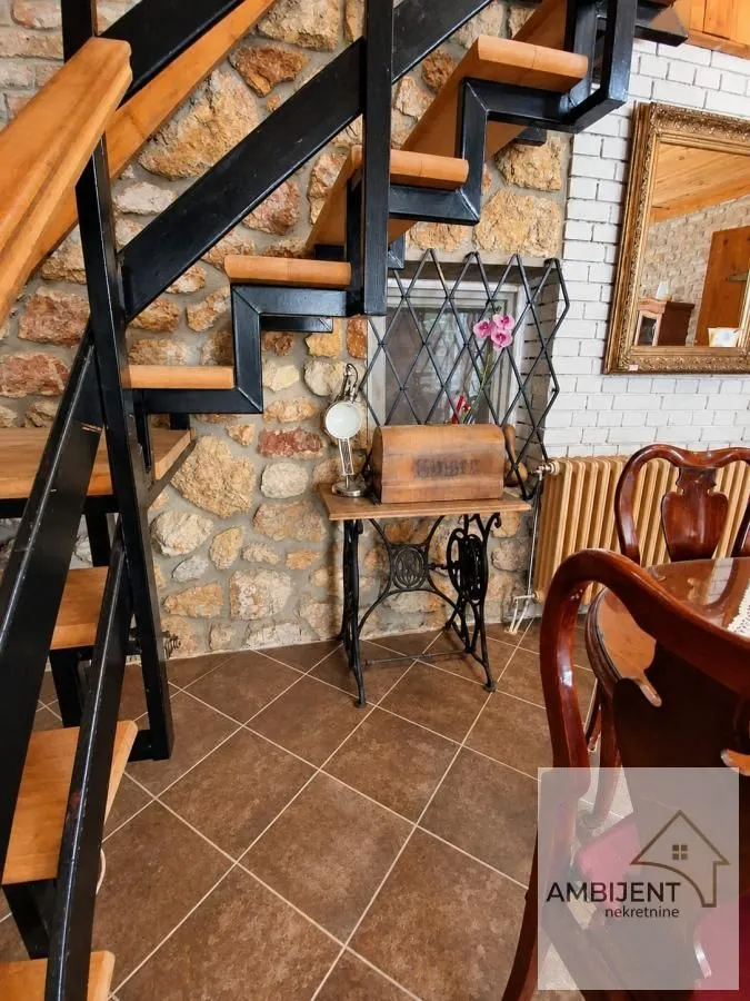 Prodaja, kuća, 240m², Sremski Karlovci, Novi Sad