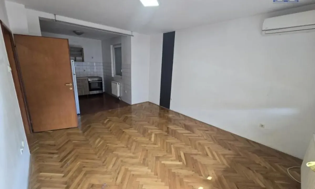 Izdavanje, jednosoban stan, 46m², Nova Detelinara, Novi Sad Sve Podlokacije