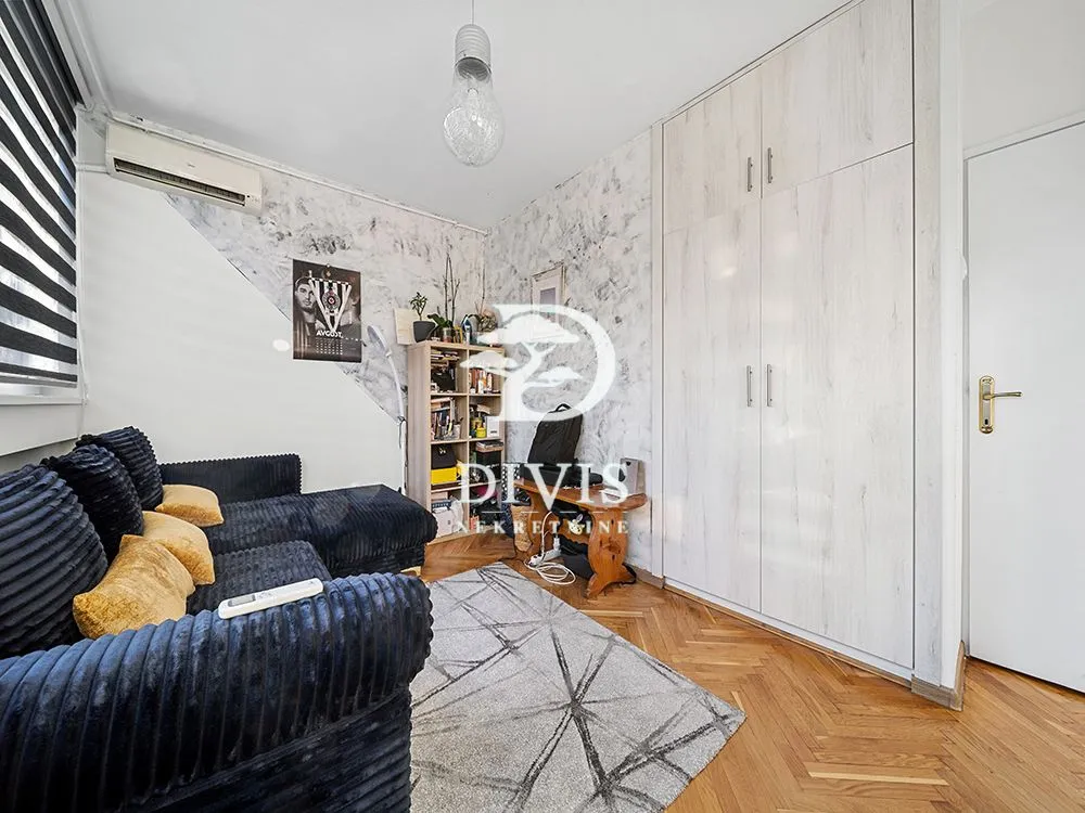 Sale, three bedroom apartment, 68m², Medaković 2, Medaković Sve Podlokacije
